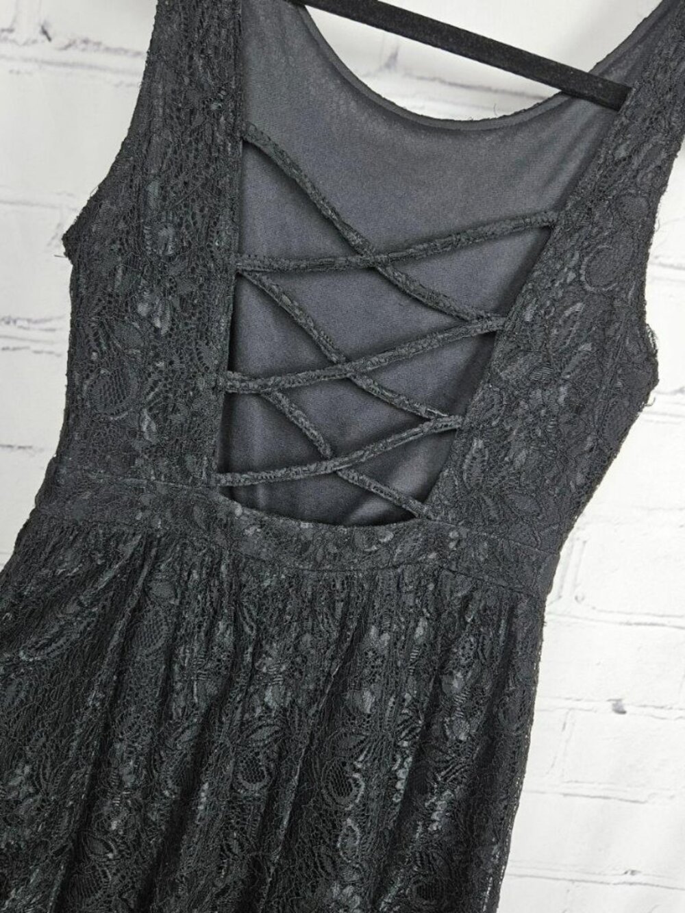 Black Lace Mini Y2K Dress Crisscross Corset style Back Womens L Goth Forever 21